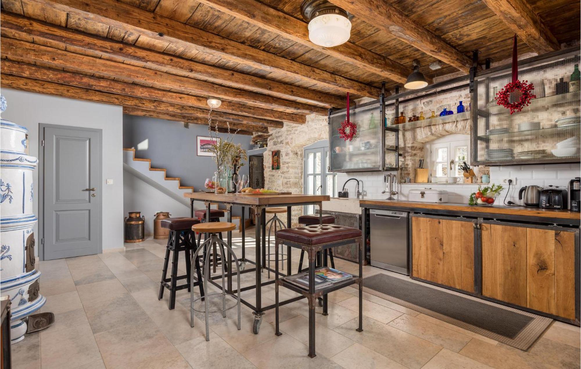 Amazing Home In Foli With Kitchen Екстер'єр фото